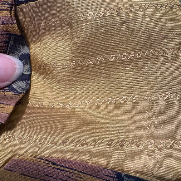 Vintage Georgio Armani 100% silk tie - Picture 4 of 5